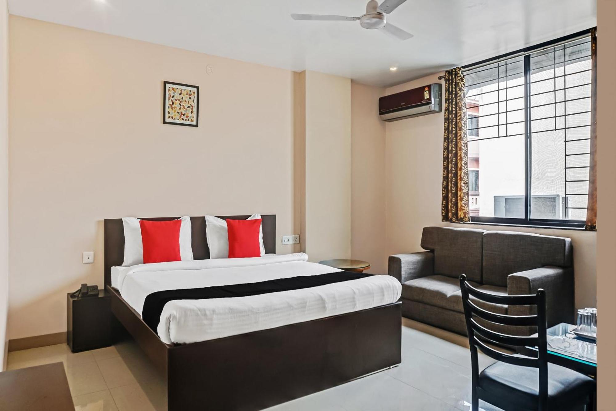 Hotel O Log Inn Plaza Near Eon It Park 푸네 외부 사진
