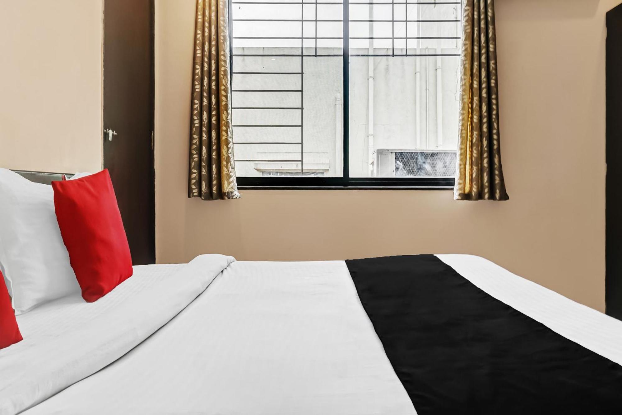 Hotel O Log Inn Plaza Near Eon It Park 푸네 외부 사진