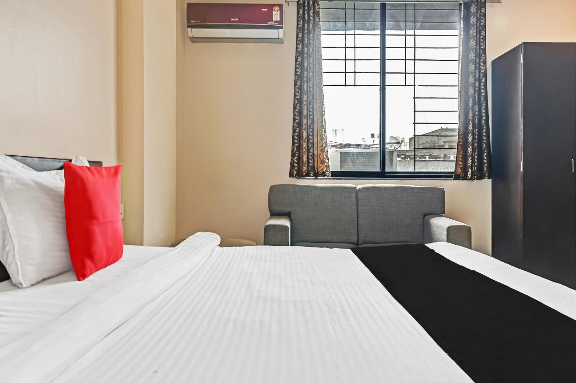 Hotel O Log Inn Plaza Near Eon It Park 푸네 외부 사진